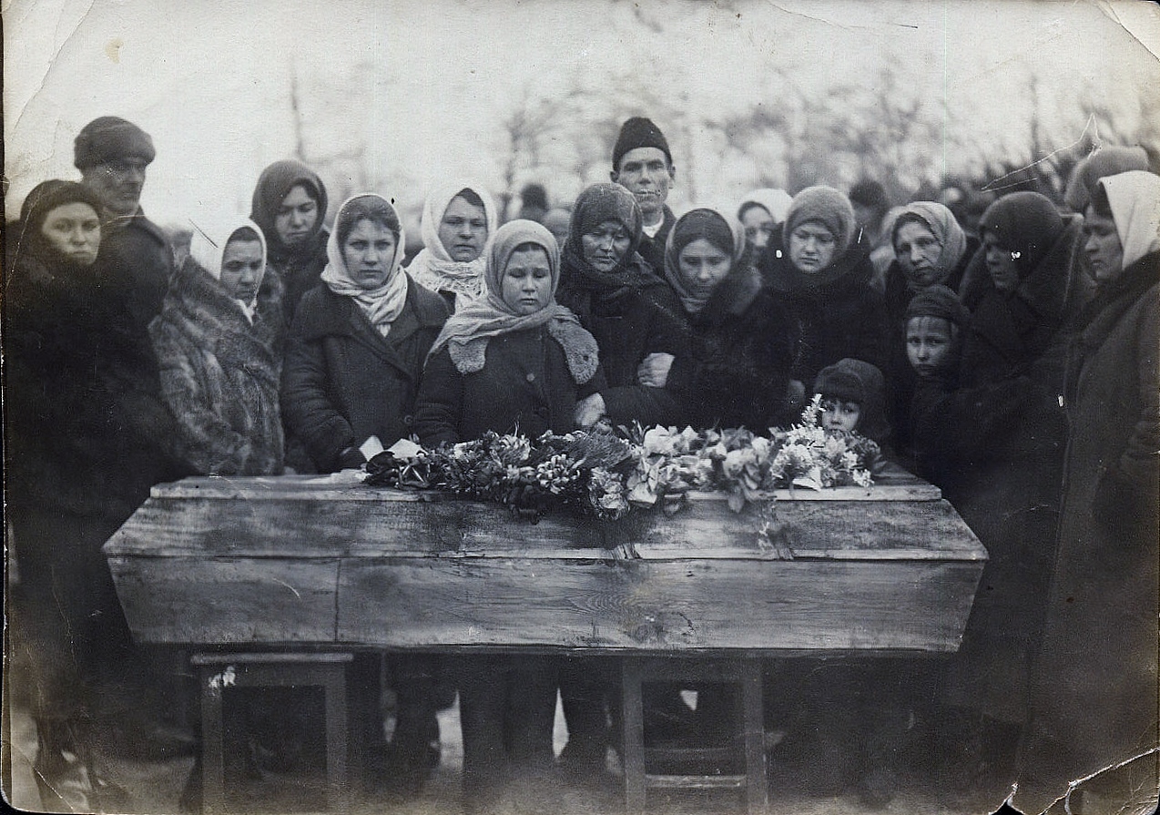 Похороны Ивана Земнухова.jpg