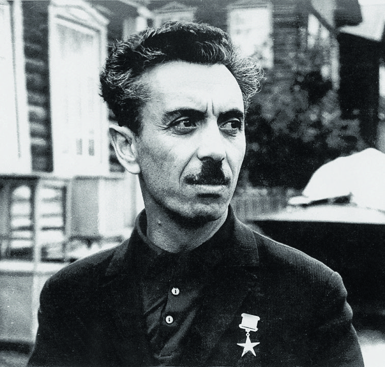 Фарман Салманов.jpg