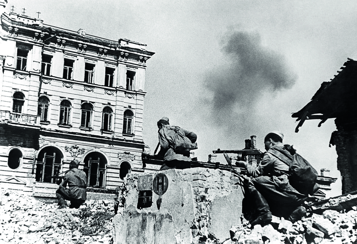 1943 сов автоматчики бой за харьков.jpg