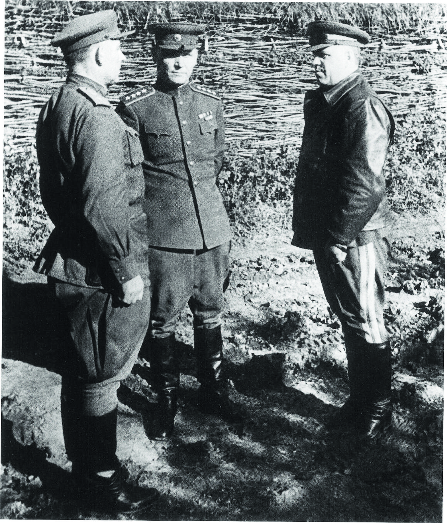 Konev_e_Zukov,_estate_1943.jpg