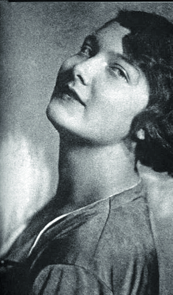 Нина Алексеева.jpg