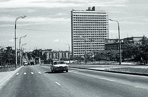 7 1983-1985.jpg