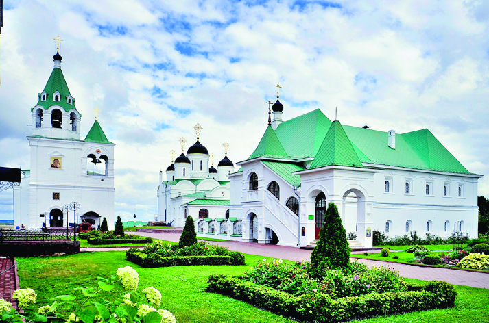 Ансамбль_Спасского_монастыря_в_Муроме_Владимирской_области 1.png