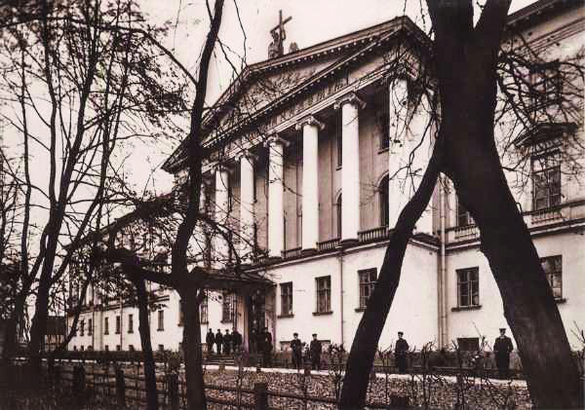 St._Petersburg_academy.png