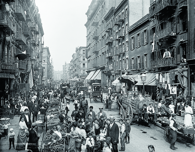 Mulberry_Street,_New_York_City 1900_(LOC_det.4a08193).png